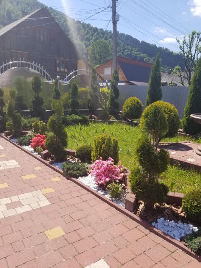 Садиба Квітка Карпат Russkaya Mokraya Dış mekan fotoğraf